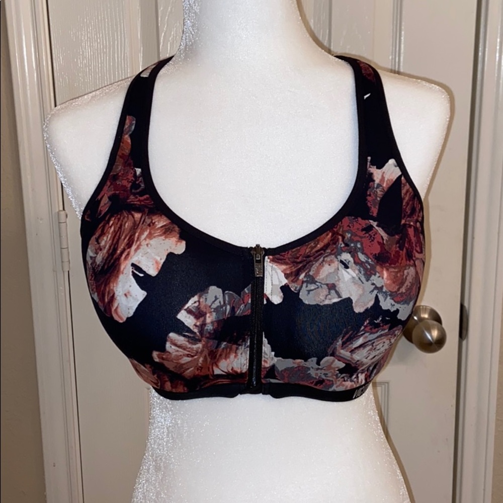 Victoria Sport Padded Sports Bra